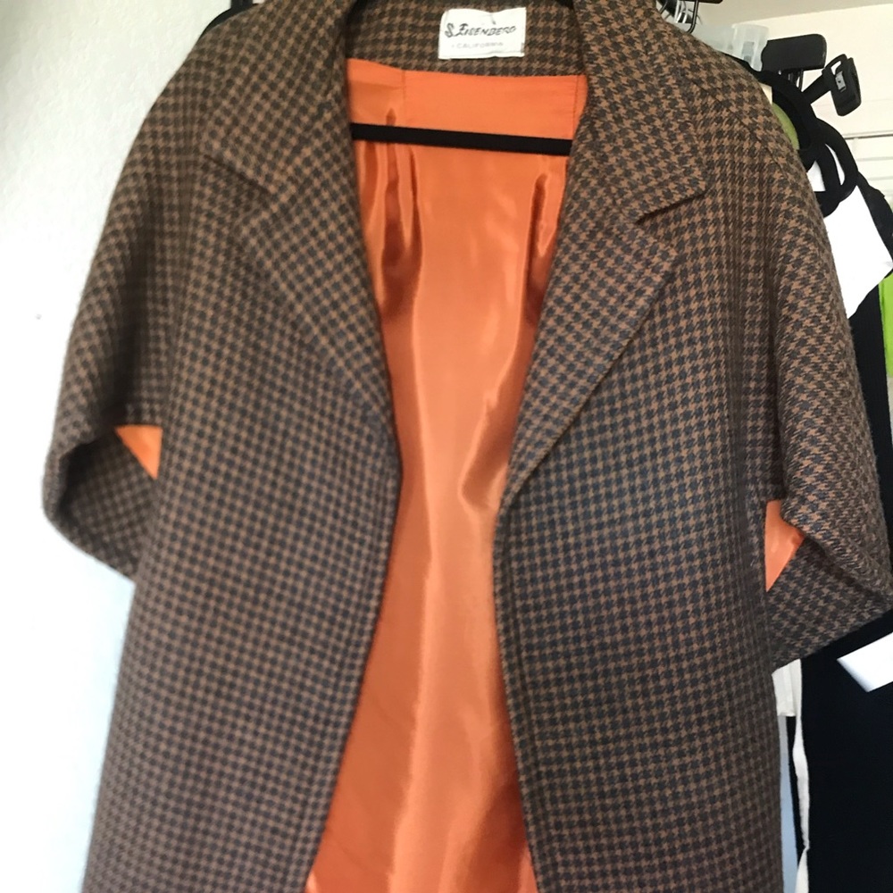 Vintage houndstooth cape